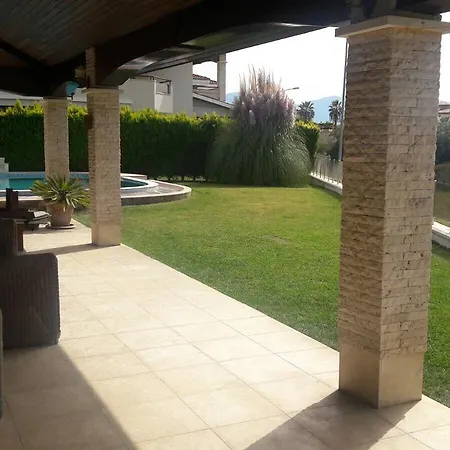 Four Bedroom With Private Pool In Gazella Site