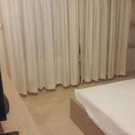 Four Bedroom With Private Pool In Gazella Site *