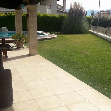Four Bedroom With Private Pool In Gazella Site Villa Kusadasi